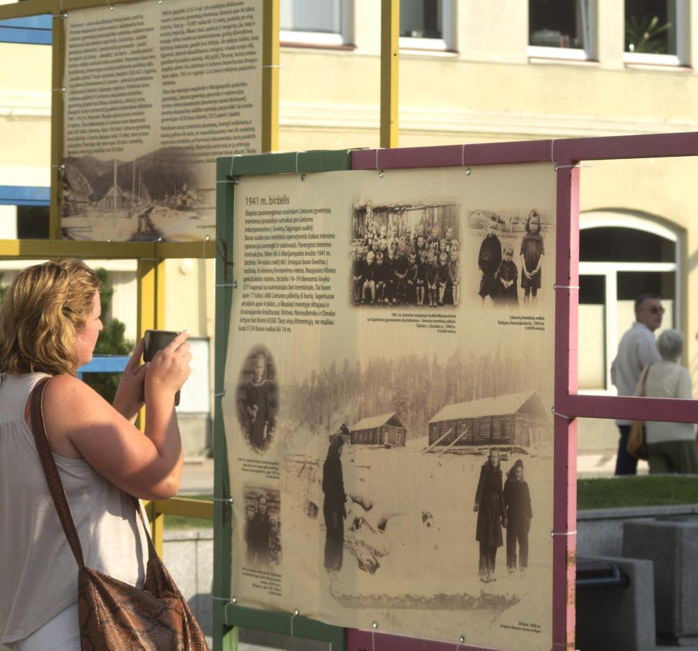 Dvi parodos Politinių kalinių ir tremtinių metams 