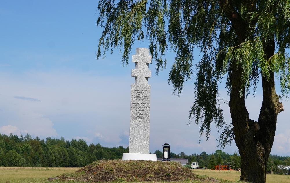 Minime Grybinės mūšį – atidengtas atminties ženklas Laisvės kovotojams
