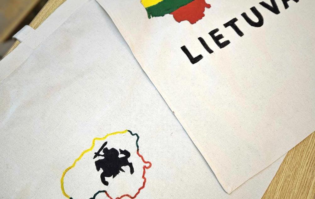 Edukacijos Lietuvos valstybinėms šventėms paminėti