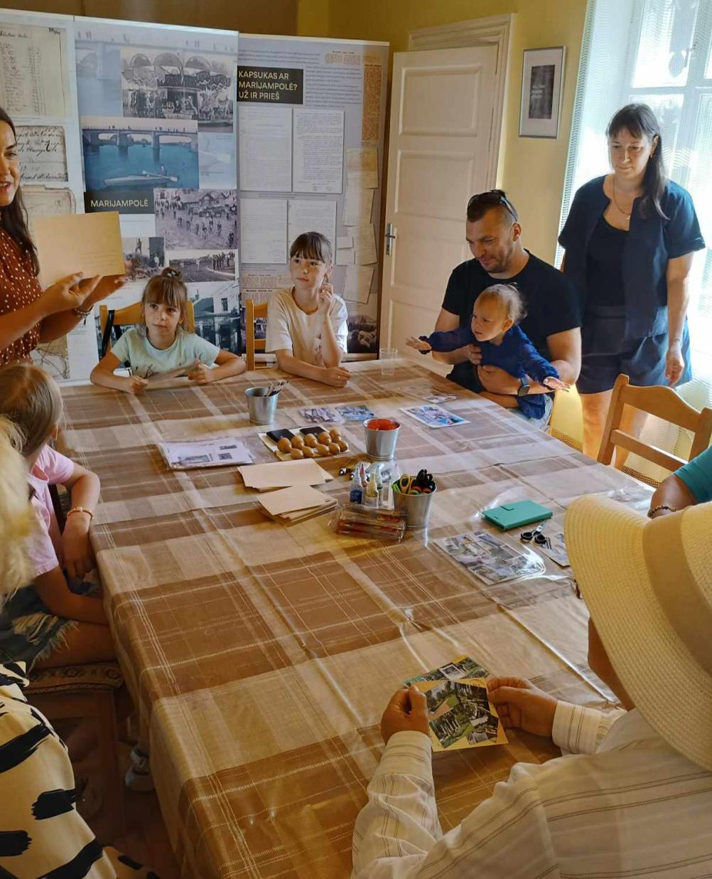 Vasariškas šeimadienis „Atvirukas Marijampolei”