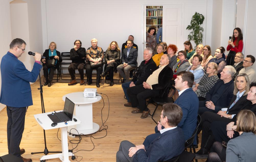 Diskusija „Ar Pranciškos Bulterienės skulptūra būtina miesto įkūrimo įamžinimo dalis?“