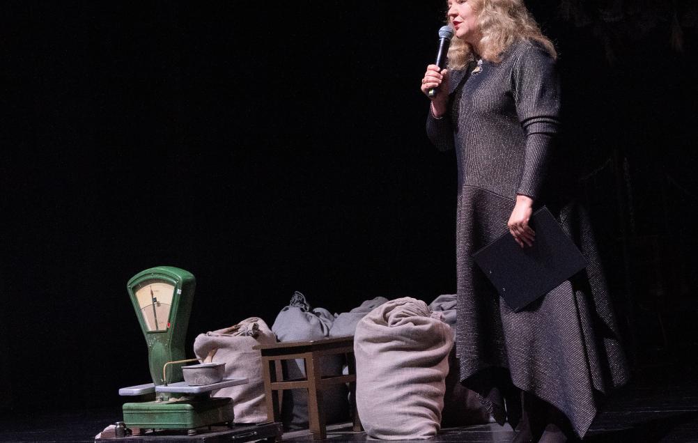 Juozo Miltinio dramos teatro spektaklis „Pupos“ 