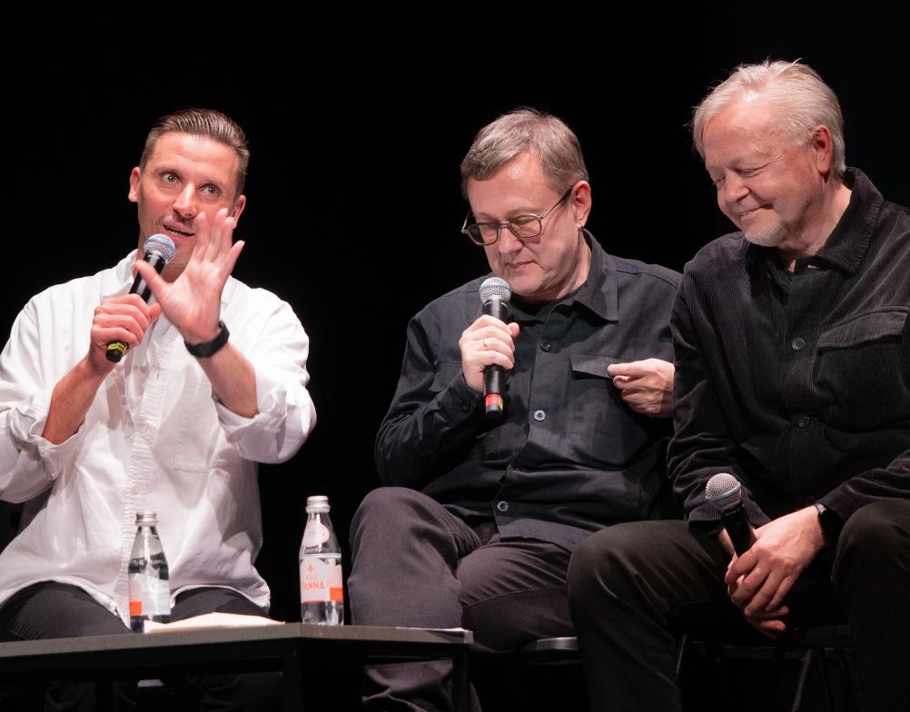 Inovatyvus Klaipėdos dramos teatro spektaklio „Pašaliniams draudžiama“ pristatymas