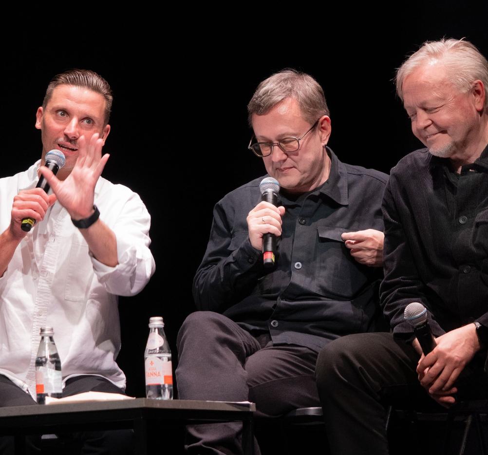 Inovatyvus Klaipėdos dramos teatro spektaklio „Pašaliniams draudžiama“ pristatymas