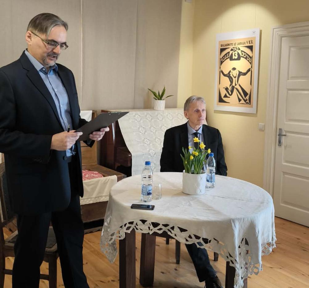 Diskusija su istoriku dr. Rimantu Mikniu: „K. Griniaus politinio kelio pradžia: nuo „Varpo" iki Lietuvių demokratų partijos“