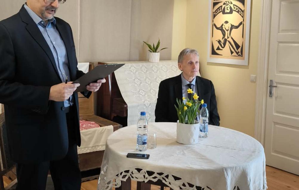 Diskusija su istoriku dr. Rimantu Mikniu: „K. Griniaus politinio kelio pradžia: nuo „Varpo" iki Lietuvių demokratų partijos“